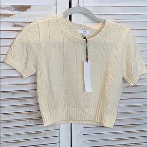Crop, short sleeve Sweater